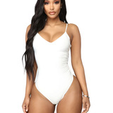Body Com Bojo E Alcinha Tipo Regata Com Decote V Sensual