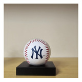 Bola De Beisebol New York Yankees Mlb Rawlings