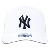Boné New Era New York Yankees Aba Curva Ajustável