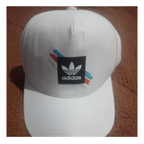 Boné adidas 