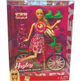 Boneca Barbie Com Bicicleta E Acessórios