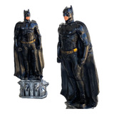 Boneco Batman Grande Estátua Colecionável De Resina 23cm