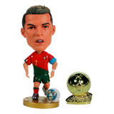 Boneco Miniatura Cristiano Ronaldo Com Bola De Ouro Seleção