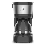 Cafeteira Elétrica Electrolux Jarra Vidro, Acabamento Inox Filtro Permanente Removível Sistema Corta Pingos Capacidade 15 Xicaras 600ml Ecm10 220v
