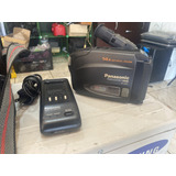 Câmera Filmadora Panasonic -a207 Vhs-c Bateria Não Carrega