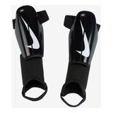 Caneleira Nike Charge Infantil