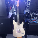 Guitarra Estilo Stratocaster Shelter Com Chave Molde 