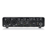 Interface De Áudio Behringer U-phoria Umc204hd Umc-204hd