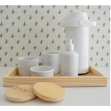 Kit Higiene Bebê K070 Porcelanas Bandeja Pinus Térmica Banho