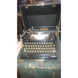 Maquina De Escrever Antiga. Marca Eureka.
