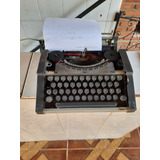 Máquina De Escrever Olivetti Antiga C/avarias. Ler A Descriç