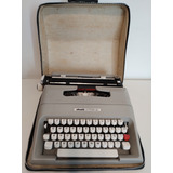 Máquina De Escrever Olivetti Lettera 35 