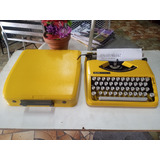 Máquina De Escrever Olivetti Lettera 82 