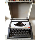 Máquina De Escrever Olivetti Tropical