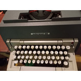 Máquina De Escrever Olivetti Underwood 198