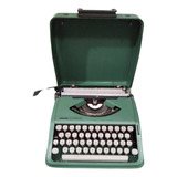 Máquina Escrever Olivetti Lettera 82 (só P\ Salvador Bahia)
