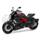 Miniatura Moto Ducati Diavel Carbon Maisto 1/12
