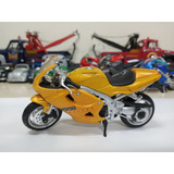 Miniatura Moto Triumph Daytona 955i 1/18 Maisto #1j399