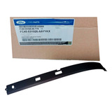 Moldura Inferior Direita Parabrisa Cargo 2012-2019 Original