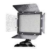 Painel De Luz Led Yongnuo Yn300 Ii Cor Branca-quente E Branca-frio