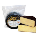 Queijo Parmesão Canastra Uruguaio Artesanal Capa Preta 630g