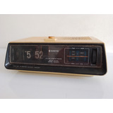 Rádio Relógio Antigo Sanyo Rm 5011 Am/fm 110v Ler Anúncio