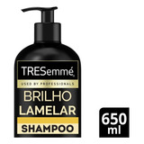Shampoo Tresemmé Brilho Lamelar Shampoo Brilho Lamelar De Coco En Garrafa De 650ml De 670g